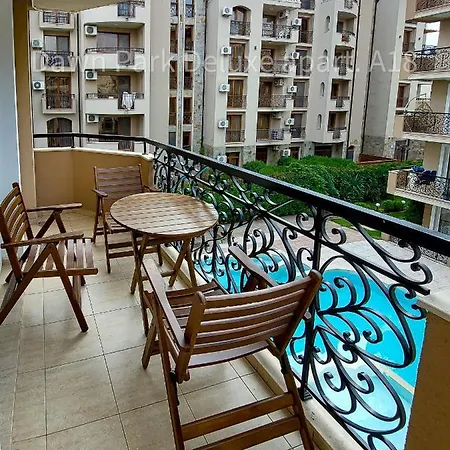 2-bedroom Pool View Sunny Апартамент Слънчев бряг