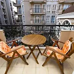 2-Bedroom Apartment Pool View Spa Resort Sunny Beach Apartmán